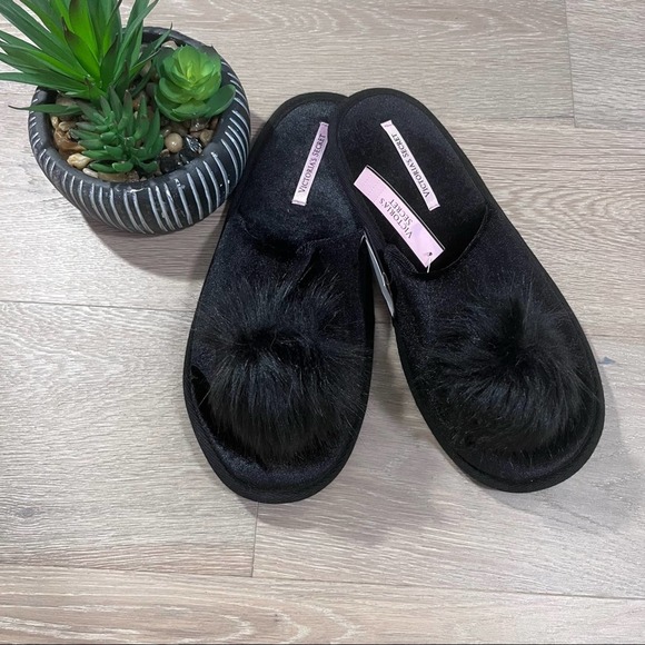 Victoria's Secret Shoes - Victoria’s Secret Black Fuzzy Ball Slippers M7-8